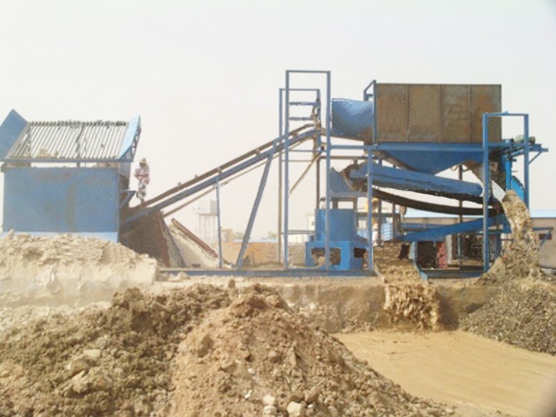 Onshore mineral processing equipment